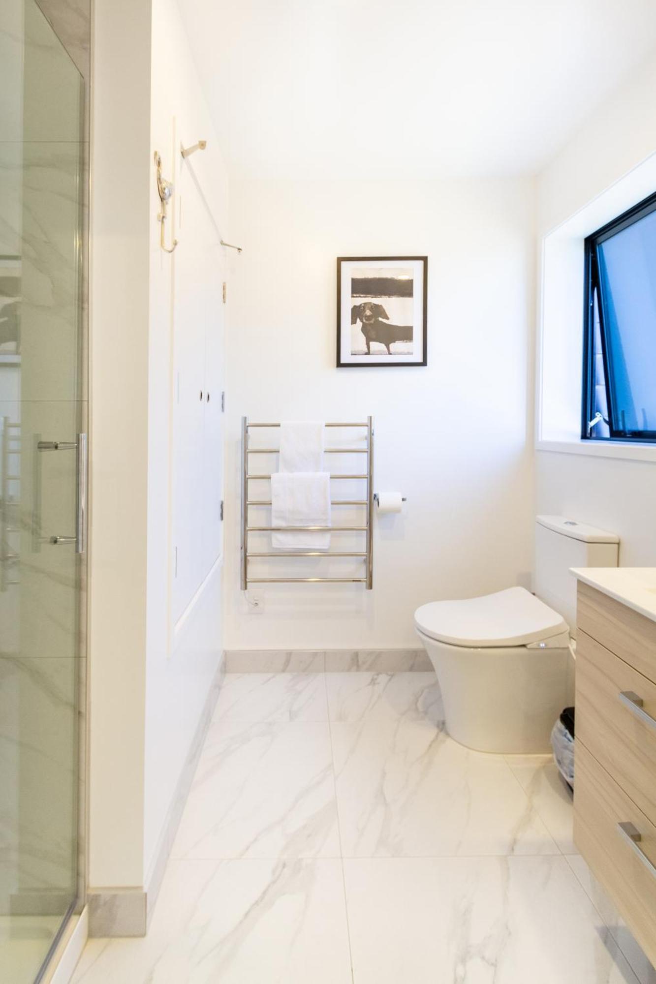 Central City Charm: Pet-Friendly Studio Christchurch Dış mekan fotoğraf