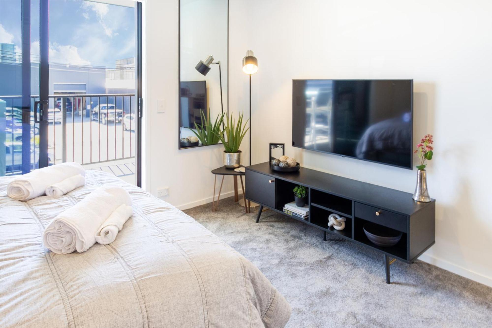 Central City Charm: Pet-Friendly Studio Christchurch Dış mekan fotoğraf