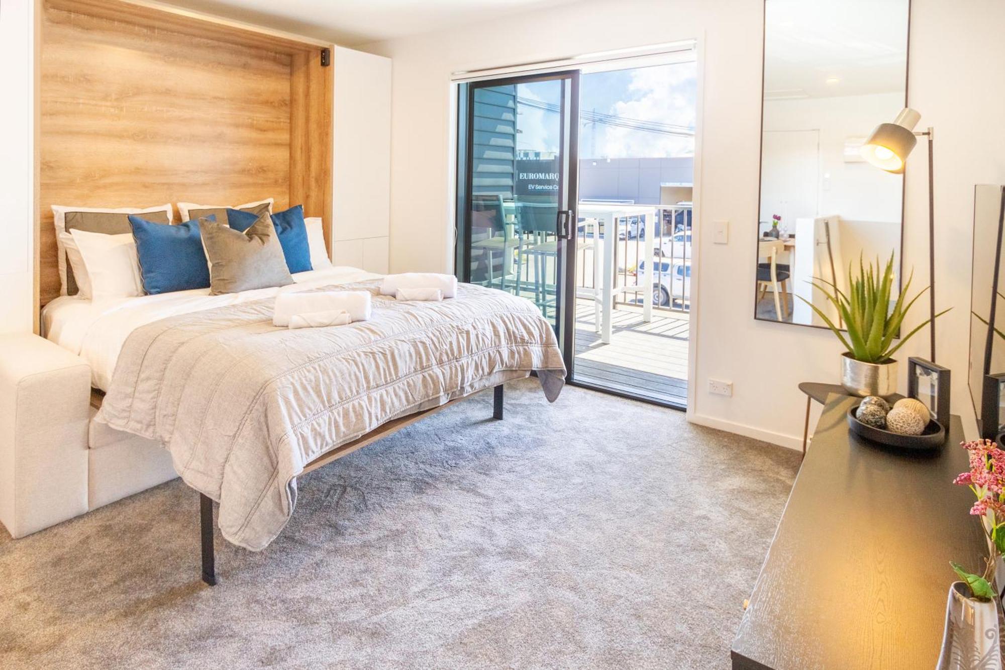 Central City Charm: Pet-Friendly Studio Christchurch Dış mekan fotoğraf